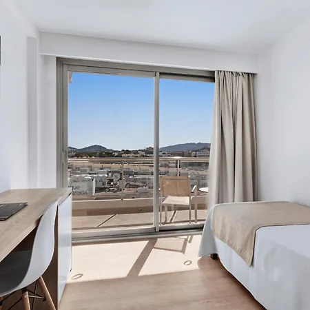 Thb Cala Lliteras Hotel 4*